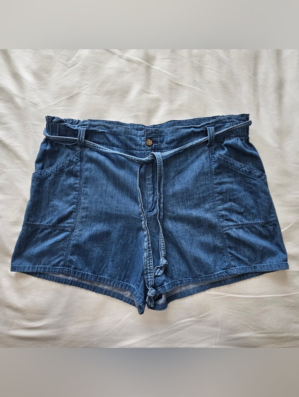 Old Navy Women's Plus Size XXL High-Waist Tie-Belt Denim Shorts